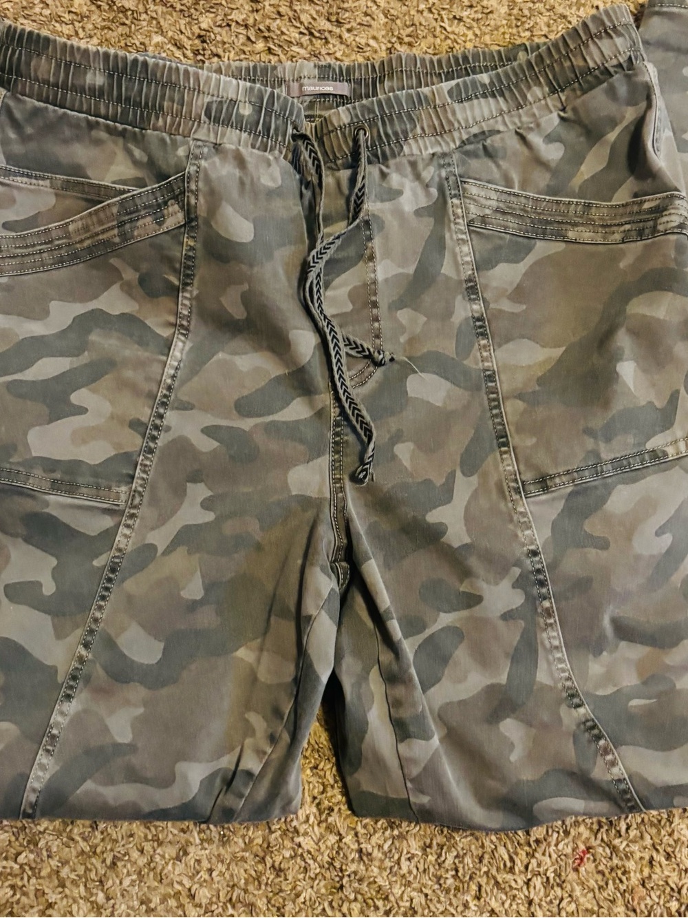 Camouflage Slim Fit women’s Jeans - Grey Camo - Picture 3 of 5